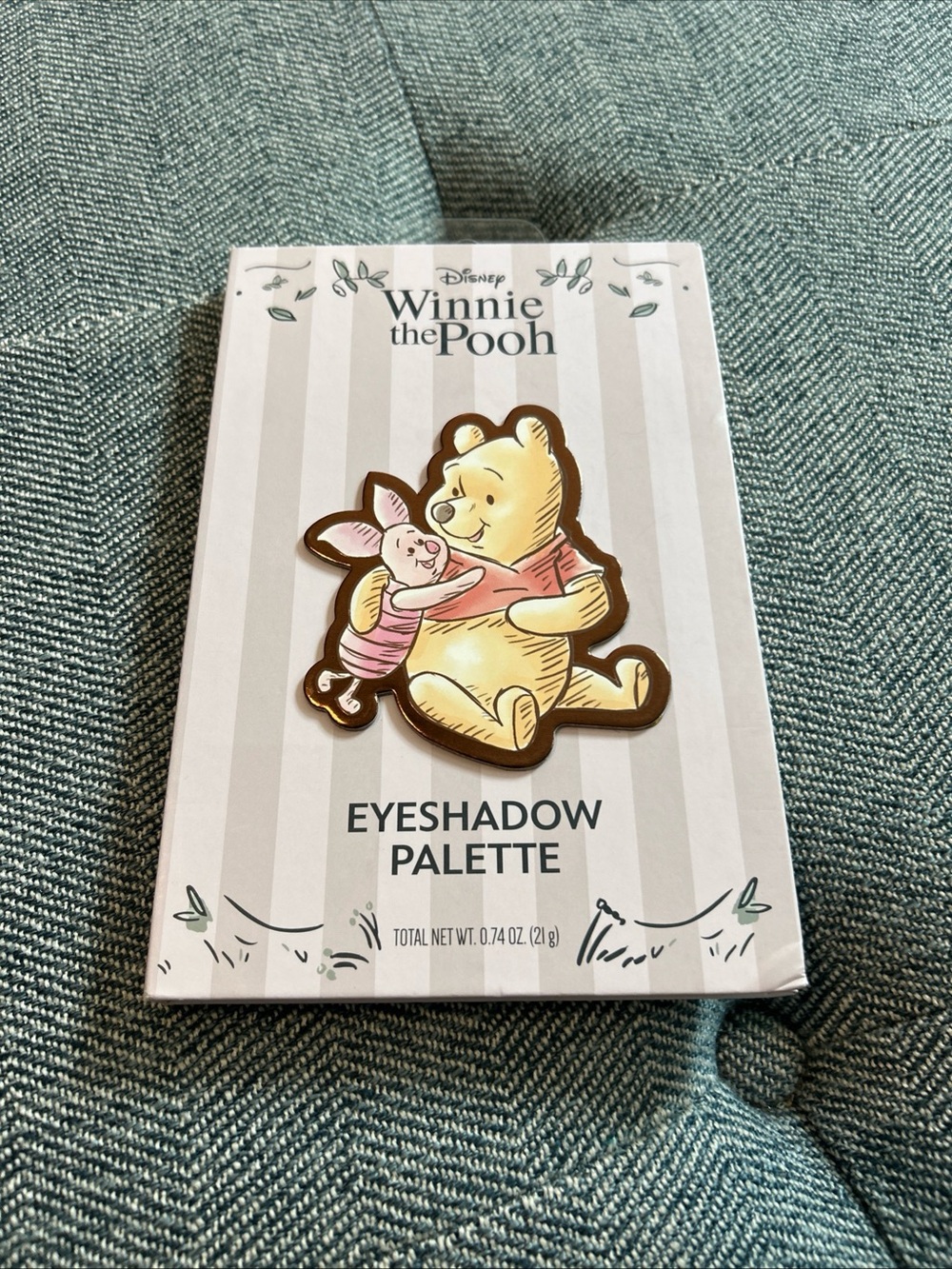 Disney Winnie The Pooh Eyeshadow Palette- New